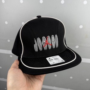 Gorra PLANA Ajustable Top Quiality Importada